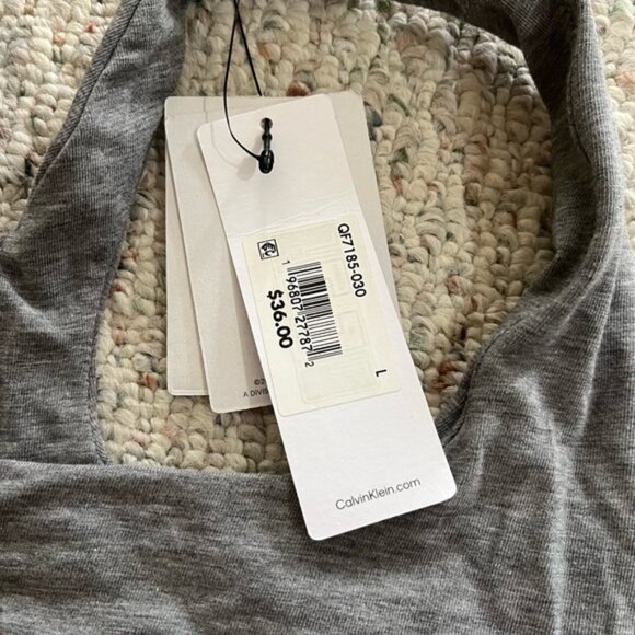 NWT Calvin Klein sports bra Large Tag on Retail $36 - Picture 6 of 6
